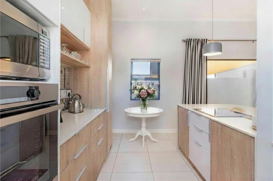 3 Bedroom Property for Sale in Sandown Western Cape